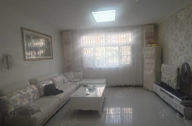 水岸新城南门位置好！楼层好免大税！南北通透干净明亮