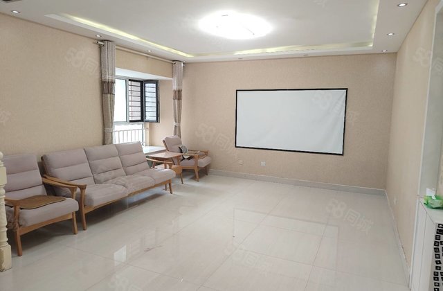 急售 光明 七中 送车位储藏室 错层设计 三室两厅两卫