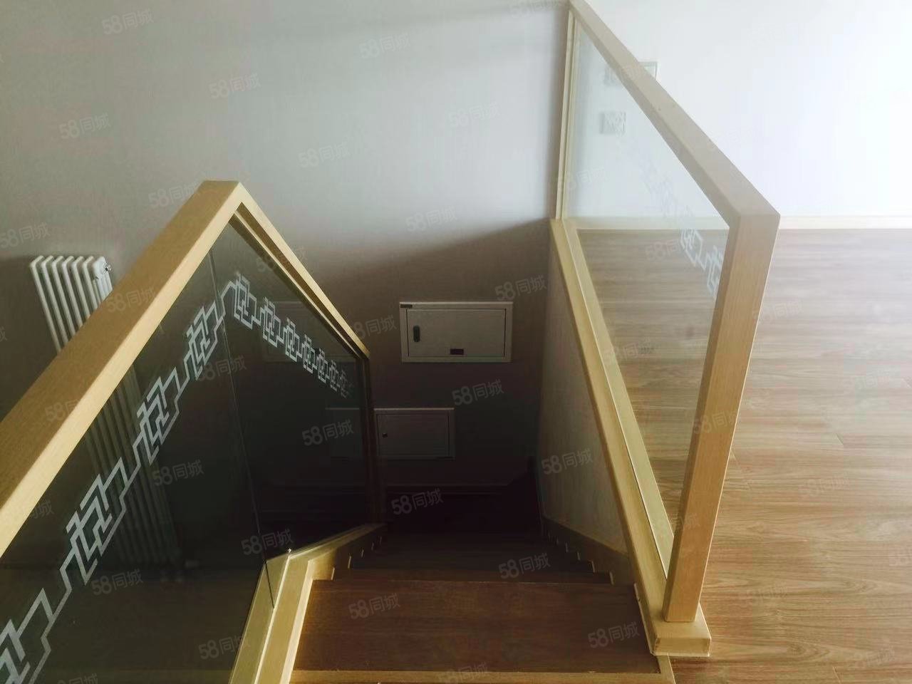 長安壹號2室1廳1衛(wèi)43㎡東250萬