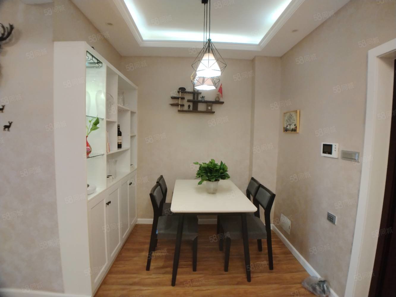 锦绣潜城2室1厅1卫62㎡南北32.5万