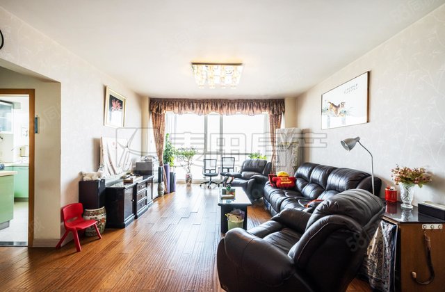 新怡家园3室2厅158.03㎡1800万二手房图片