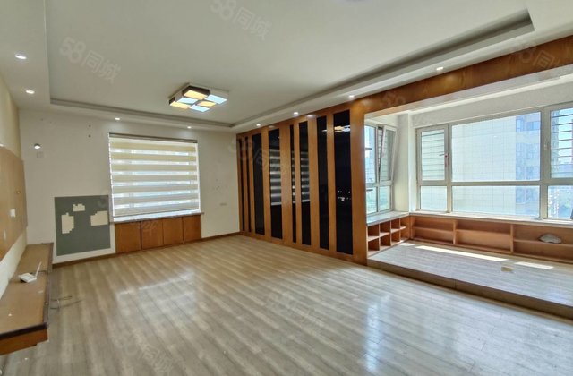 开发区 东昌丽都 三室朝阳，带车位储 免大税 东昌中学