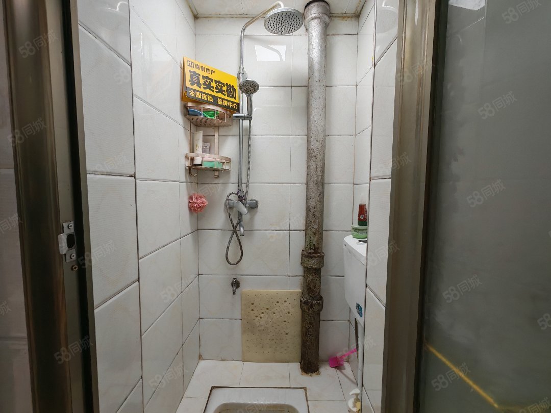 沿河小区2室2厅1卫68.37㎡南北39.8万