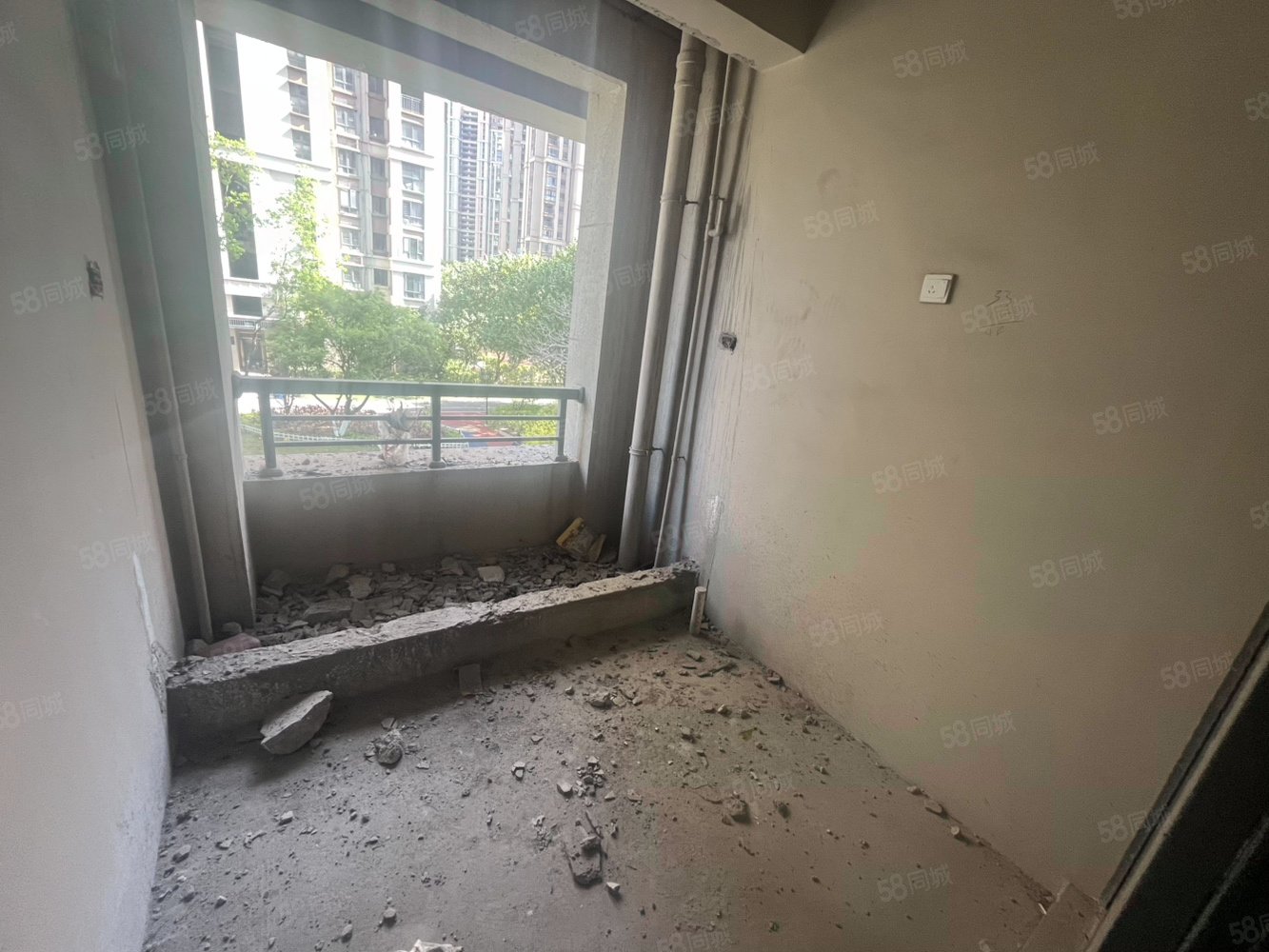 角美阳光城凡尔赛宫3室2厅1卫77㎡南北49万