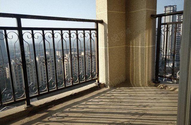 国建公园里大房企质量有保证,首付二成,产证齐全,户型通透急售