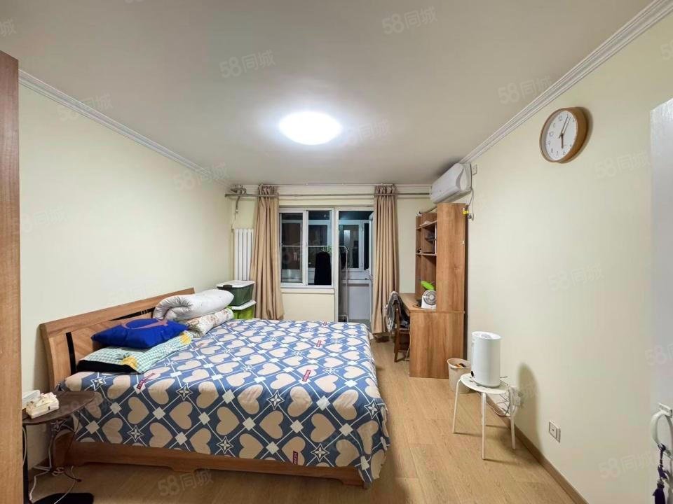 北沙小區(qū)1室1廳1衛(wèi)49.08㎡南248萬