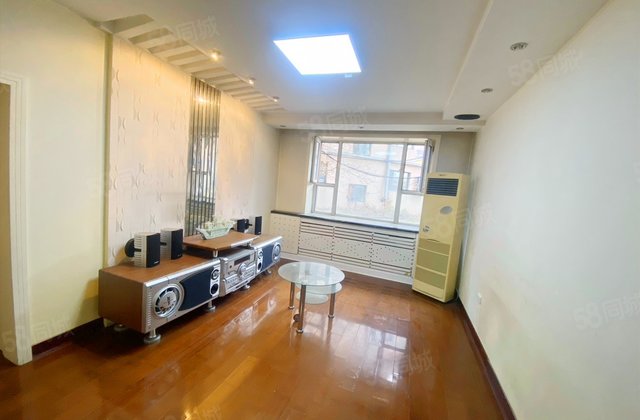 亚泰花园桃花苑2室2厅133.83㎡72.8万二手房图片