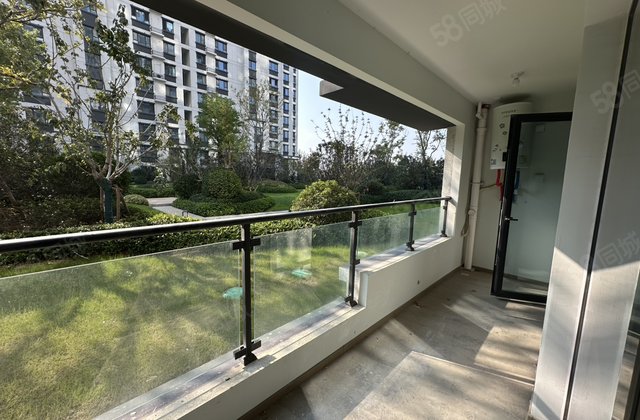 急售！  实验 孟达国际 城市芳华 三室双卫新房未住带储藏室