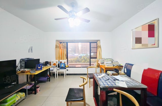 钰龙天下4室2厅150.46㎡225万二手房图片