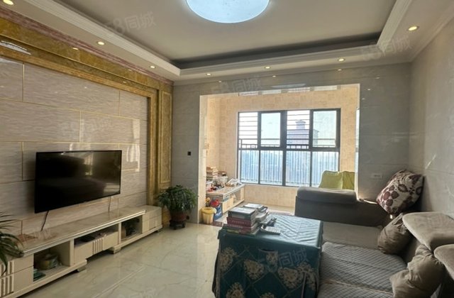 宝城公馆二期3室2厅118㎡55万二手房图片