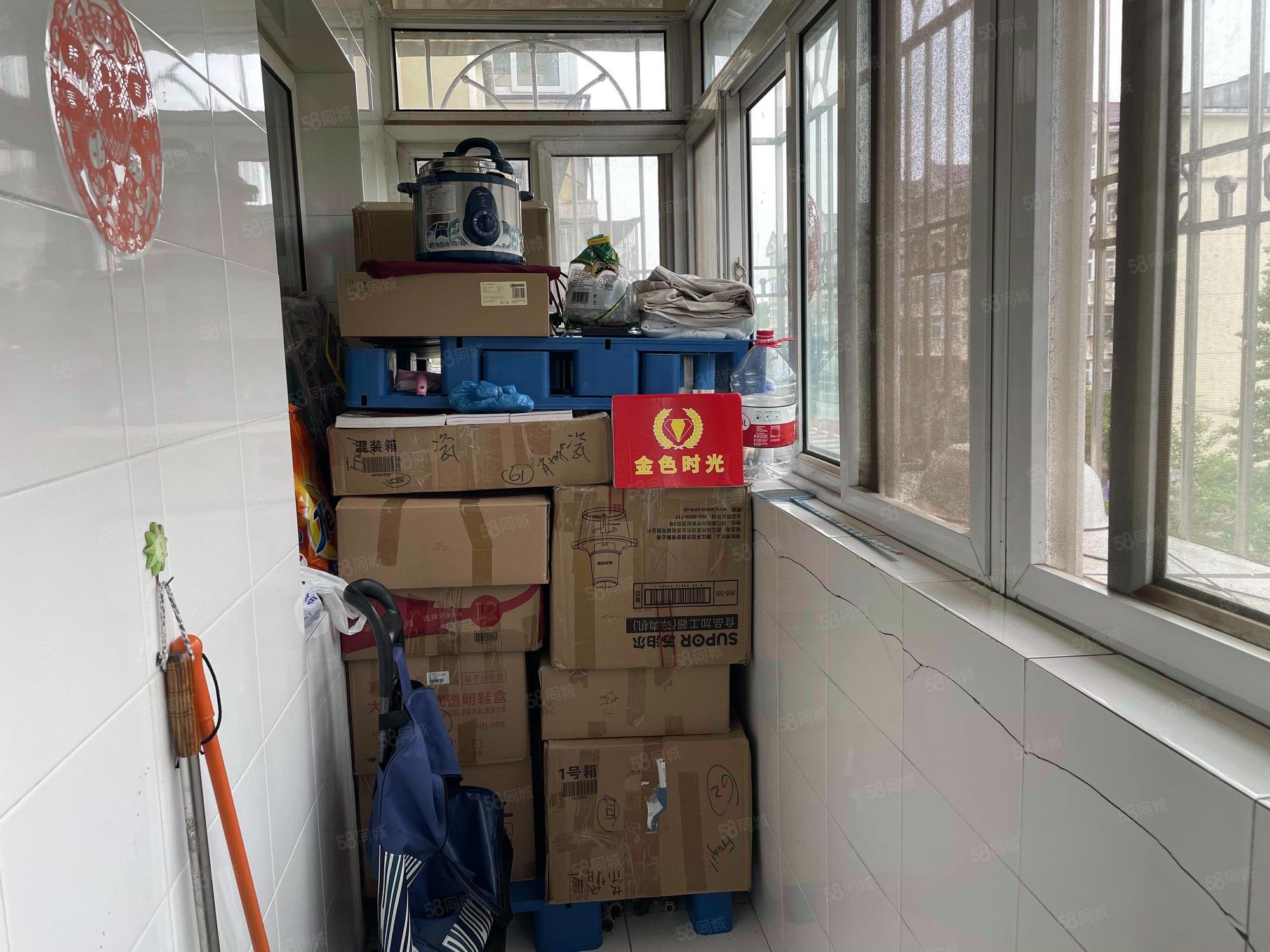 京溪小區(qū)3室2廳2衛(wèi)136.88㎡南北88萬