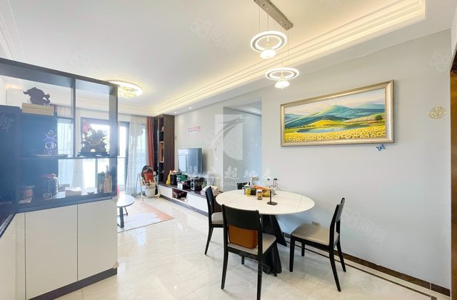 华侨城云邸3室2厅99.6㎡120万二手房图片