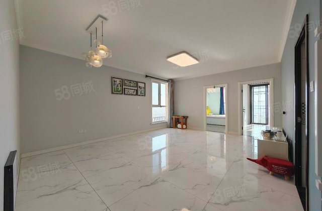 鸿盛凯旋门2室2厅101.94㎡43万二手房图片