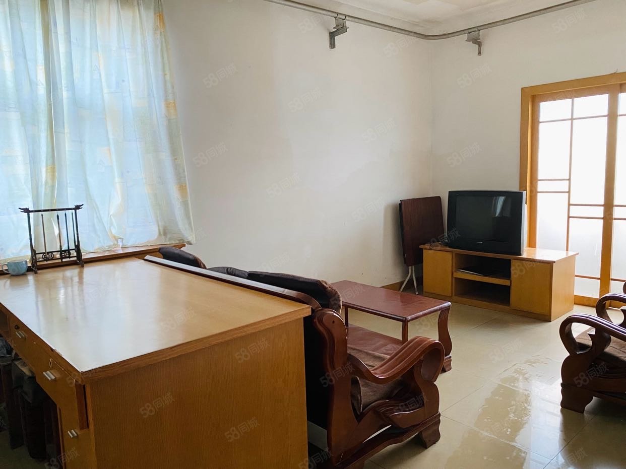 轮胎东村2室2厅1卫65㎡南15万