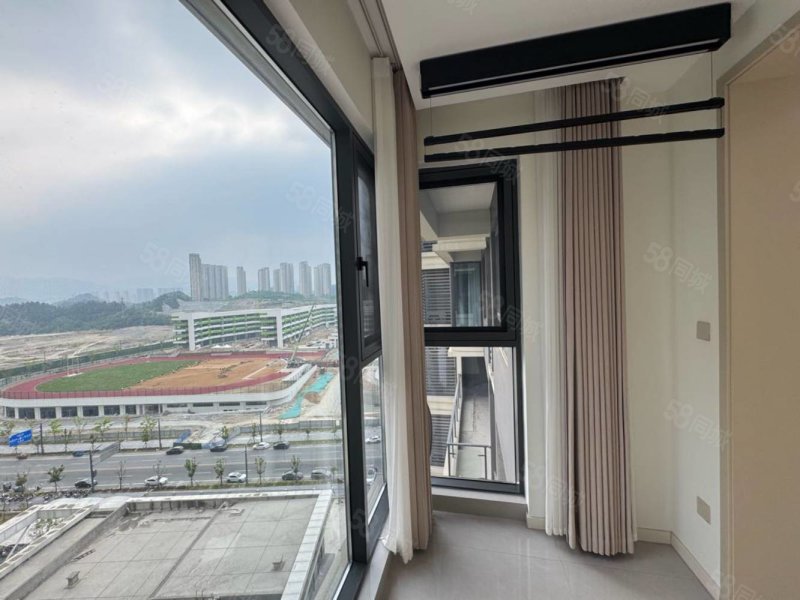 邦泰紫霄台3室2厅2卫100㎡南北75万