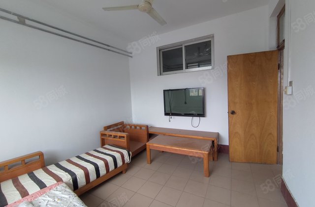 实验   龙山南区家属院 3室 免大税 能按揭