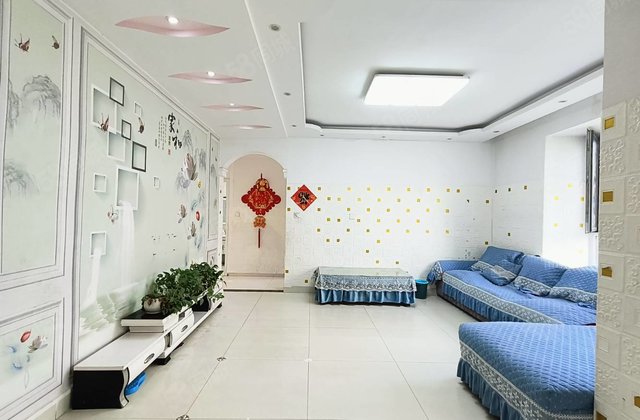 免大税！赠车位储！金柱大学城 三室两厅，电梯中层，有钥匙。