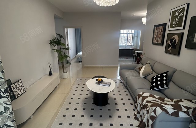 金柱大学城 93.6万精装三室边户带车位储藏室，免大税带家具