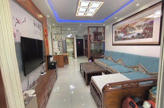 花园路   阿尔卡迪亚六期一楼带院50来萬