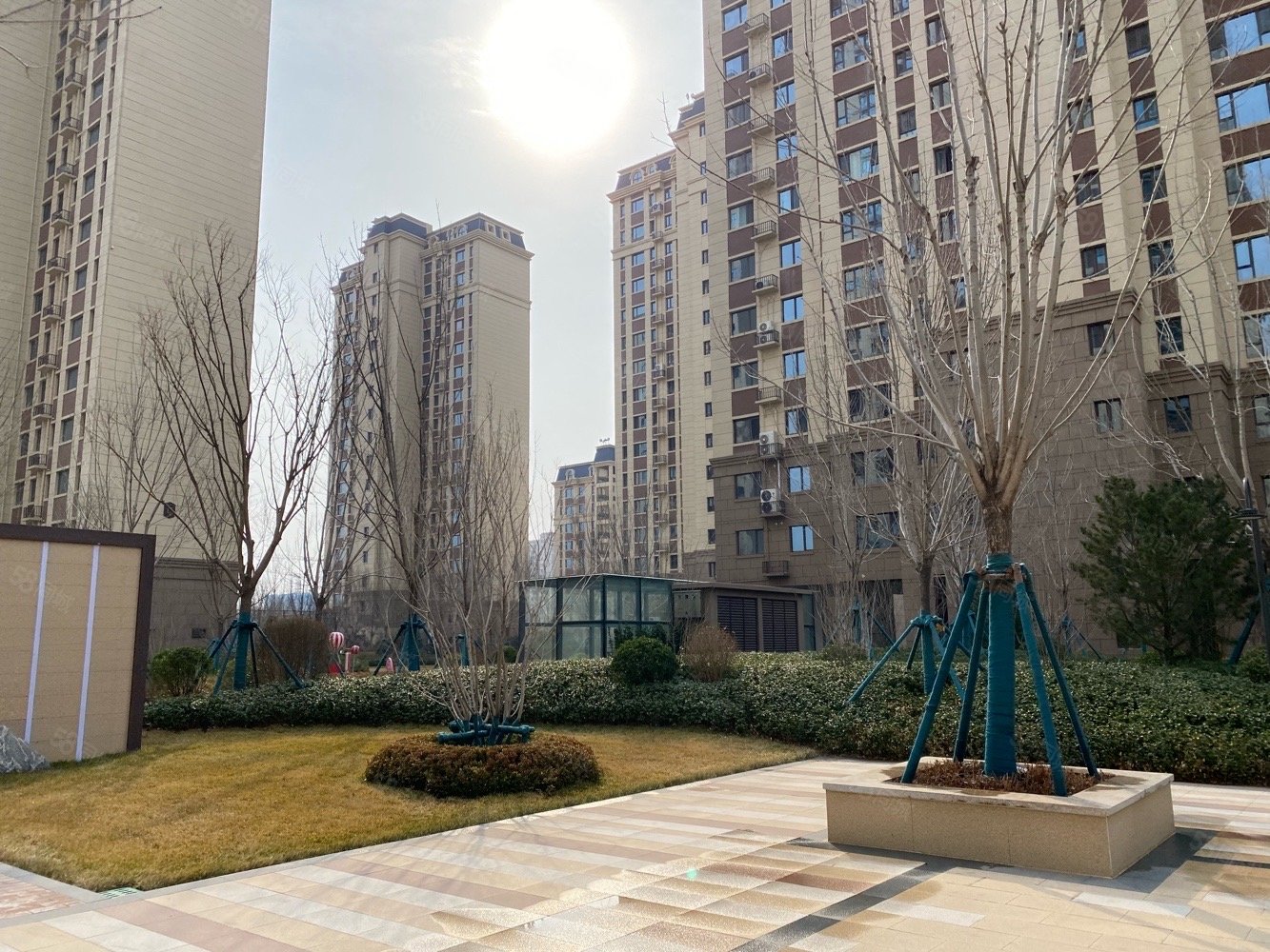 碧桂园美的东麟府6室3厅4卫238.98㎡南北258万