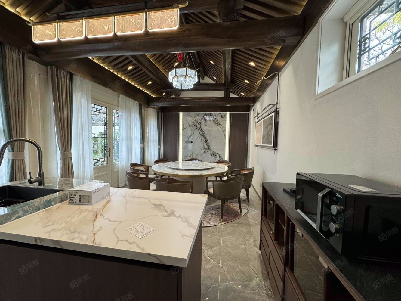 東廊下胡同小區(qū)4室2廳2衛(wèi)412.17㎡南北6800萬(wàn)