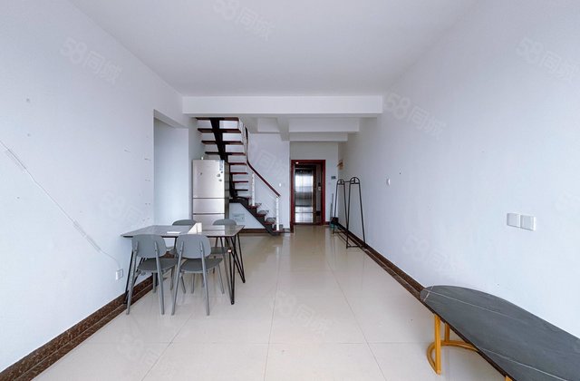 好房急卖！华建壹街区 顶层复式 带露台 带车位 5室两卫