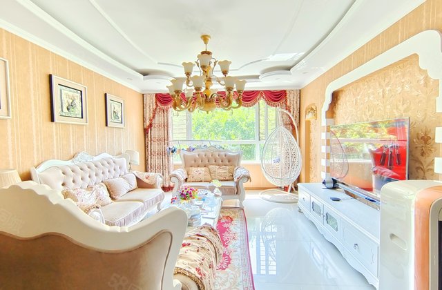 香水湾(二期)3室2厅135㎡89万二手房图片