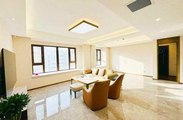 云湖府邸2室2厅141.23㎡149万二手房图片