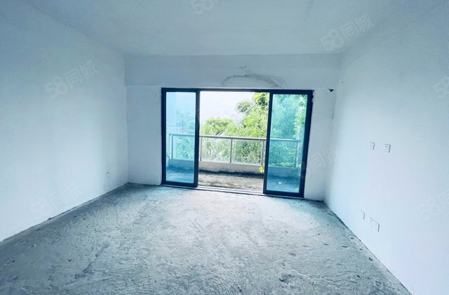 金碧御水山庄(别墅)6室3厅290.31㎡270万二手房图片