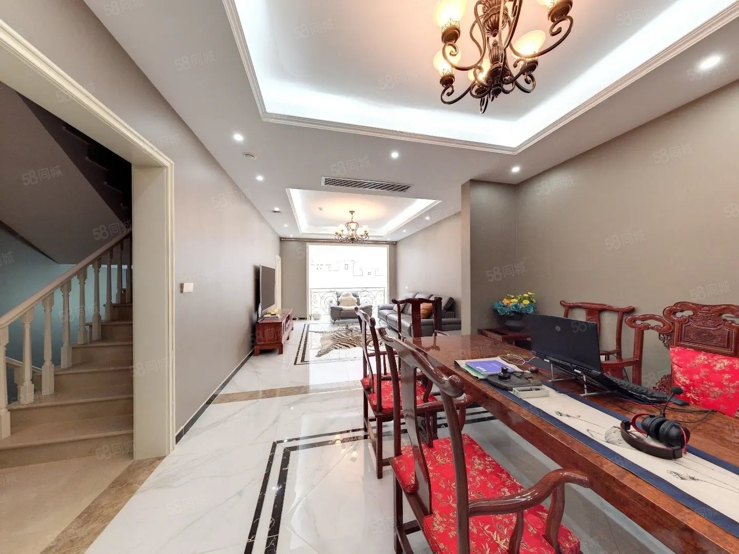 中海墅(東區(qū)別墅)5室2廳5衛(wèi)284.22㎡南北2050萬