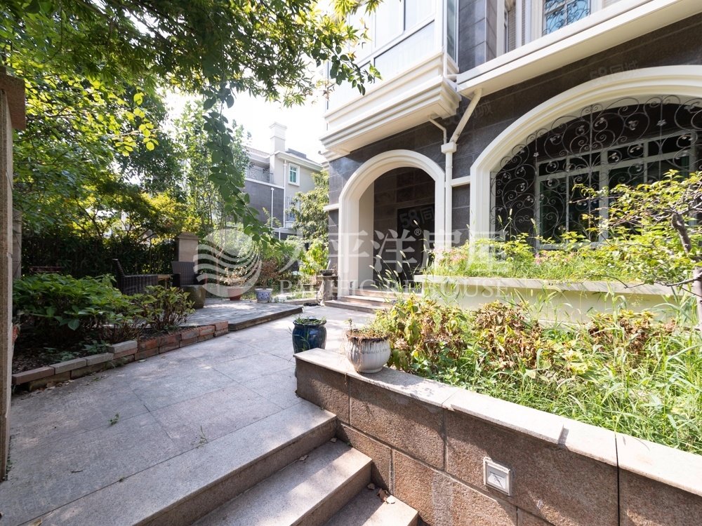 大华水岸蓝桥别墅近医院正规商品房临地铁小区绿化高