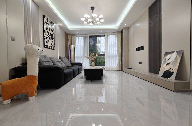 锦江广场3室2厅110㎡46.8万二手房图片