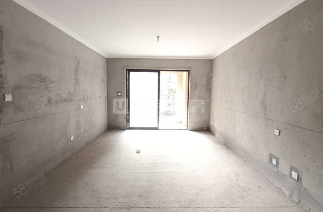 中梁壹号院4室2厅138.86㎡66万二手房图片