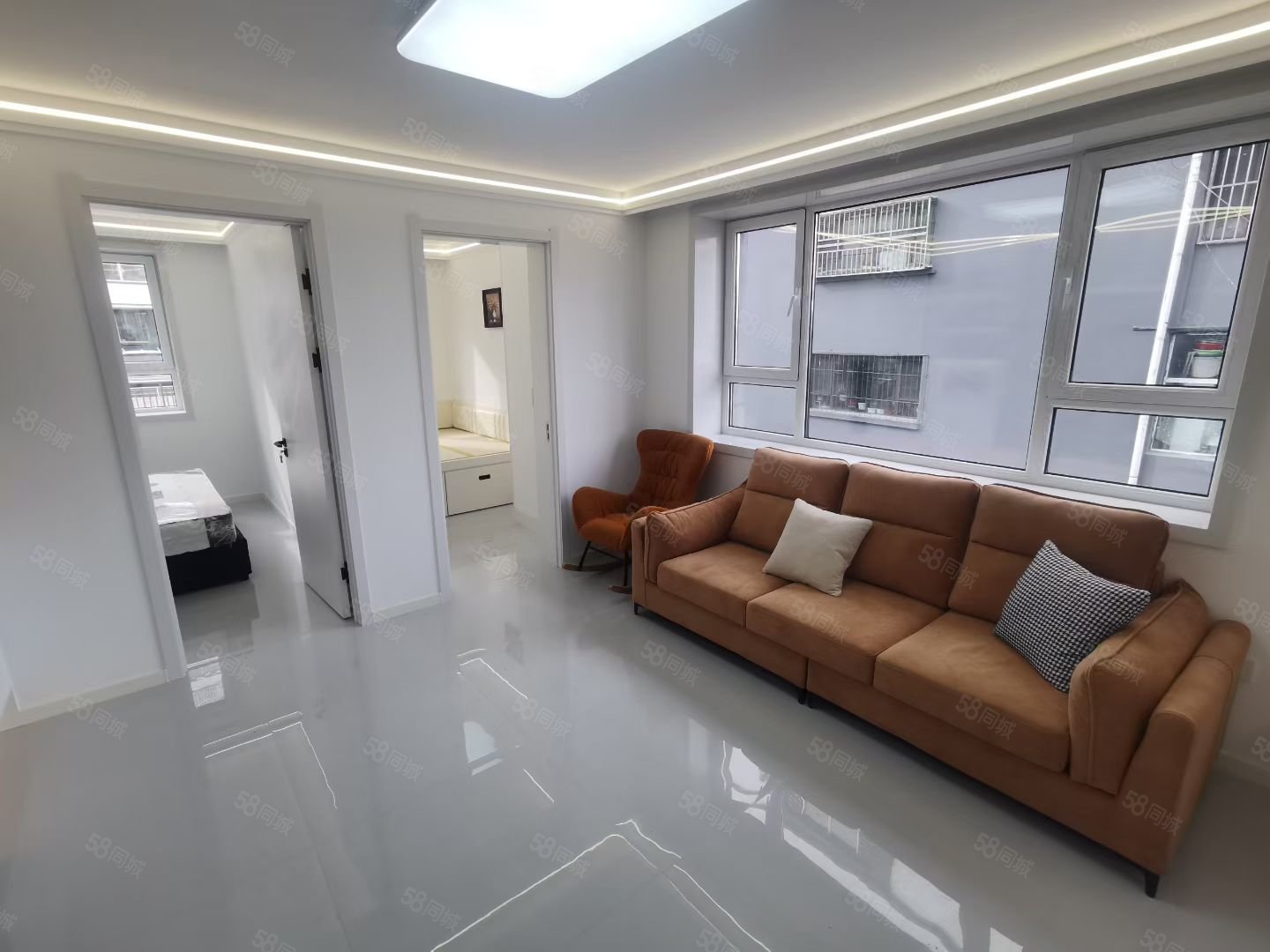 励学佳园2室1厅1卫64.6㎡南北26.8万