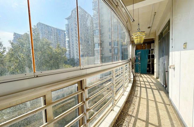 沁园春4室2厅164㎡150万二手房图片