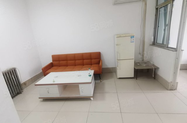 49万：文轩本部，闸口，新时代，建材组团，两室，停车方便