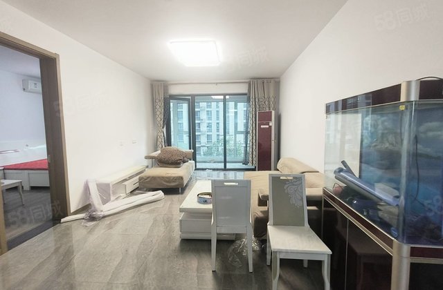 实验 区政府 城市芳华蘭园  送车位 储藏室 看房方便