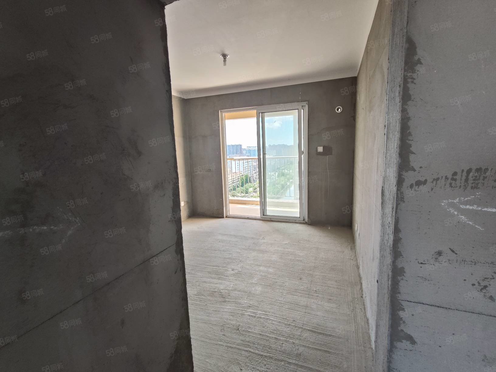 小刘庄还原小区3室2厅1卫100㎡南北29万