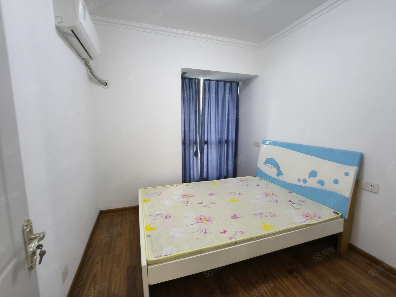 奥林清华3室2厅2卫124㎡南北58万