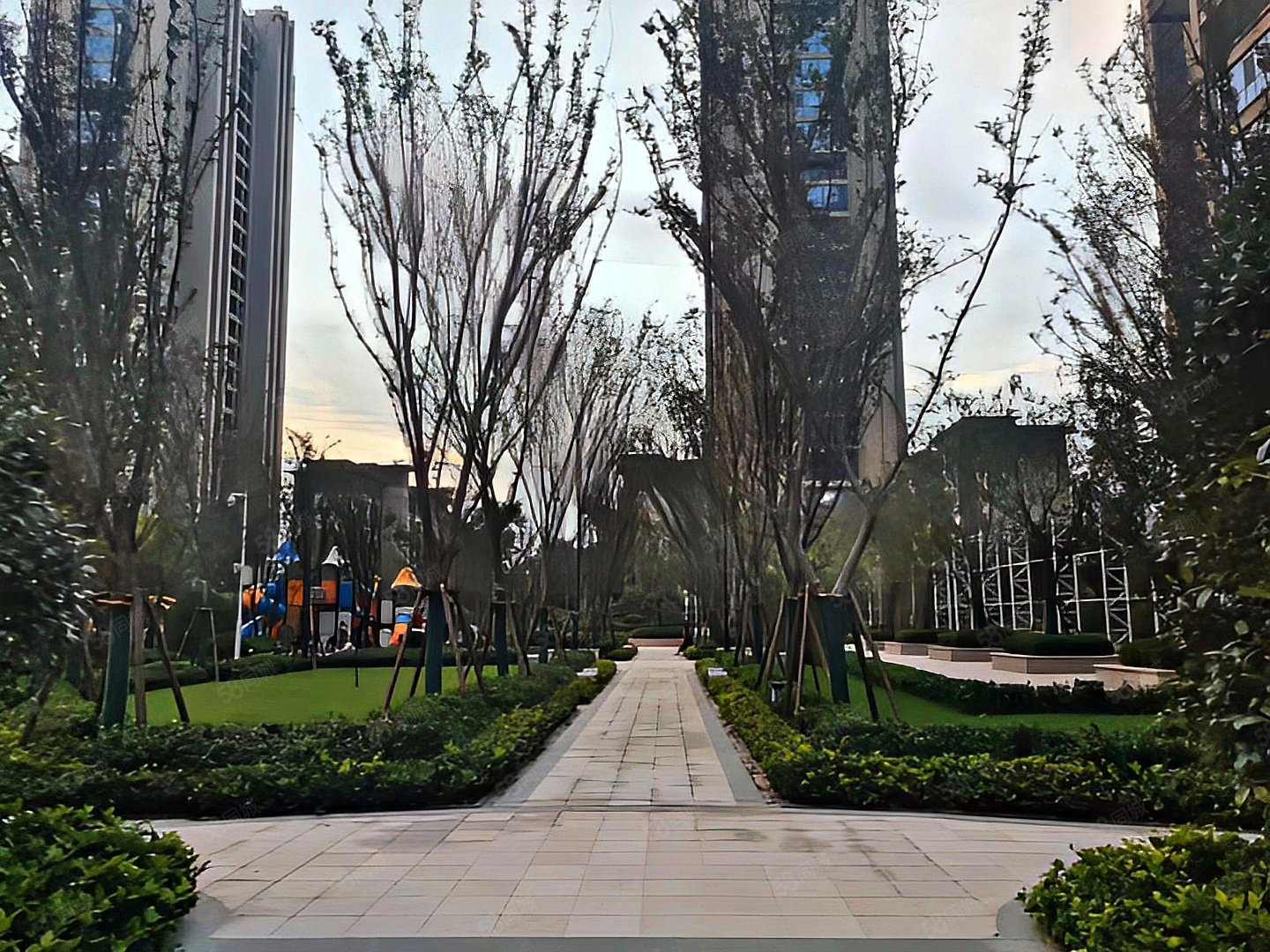 南北通透 电梯房 次新小区 高楼层视野无遮挡 商品住宅,碧桂园翡翠城