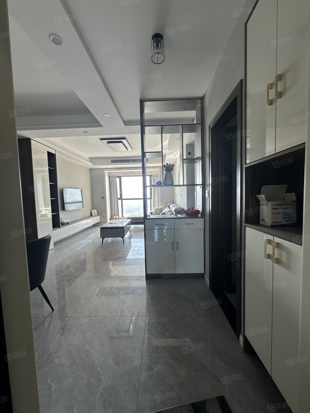 壹品首府3室2厅1卫109.76㎡南北53万