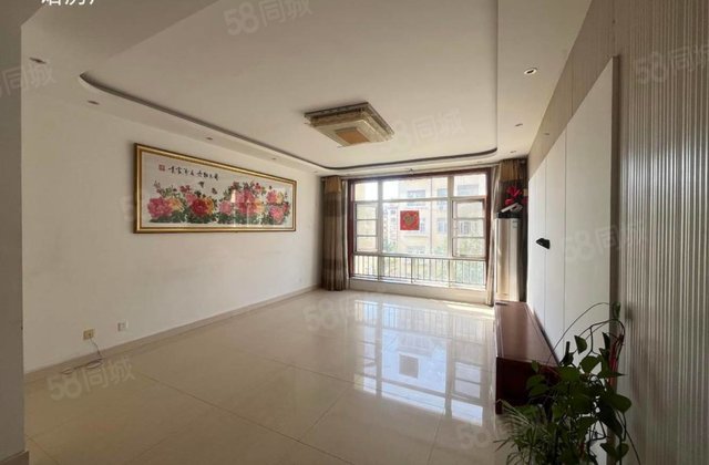 东昌湖边 电梯洋房中间楼层客厅和2卧室朝阳 车位储藏室