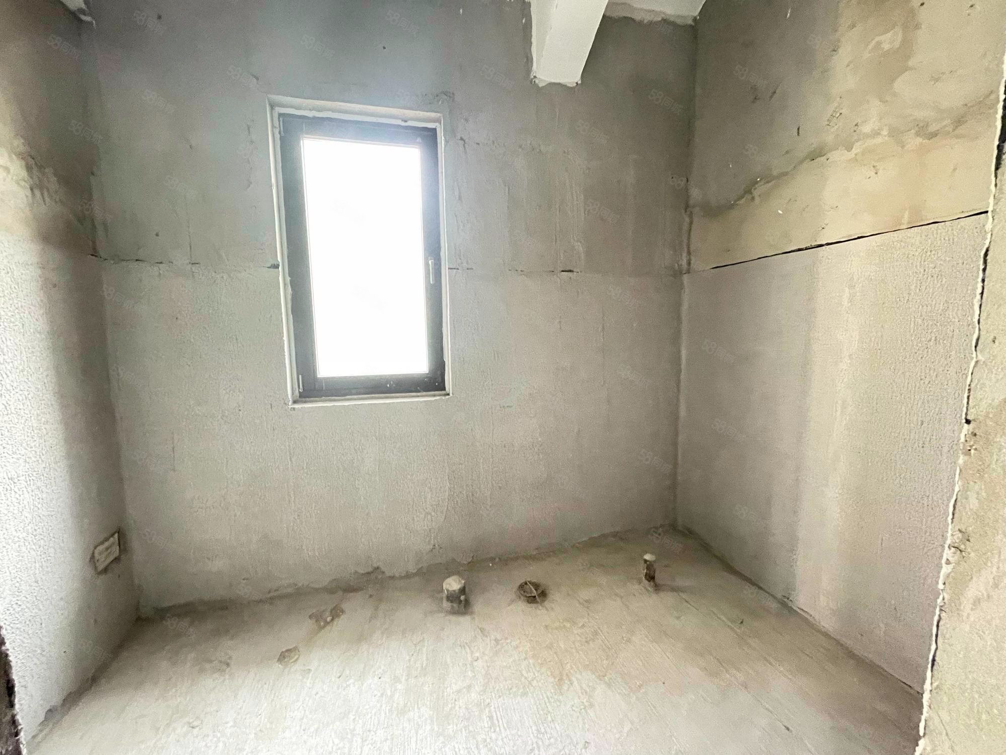 財(cái)富公館8室3廳5衛(wèi)1652㎡南北6000萬(wàn)