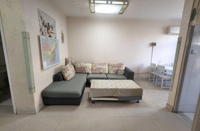 40多万三室桐凤家园   一楼大卧室 配套成熟  产权清晰