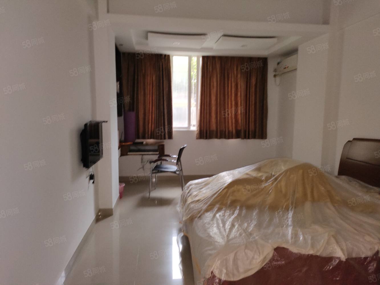 腾瑞万绿花园4室2厅2卫185㎡东南126万