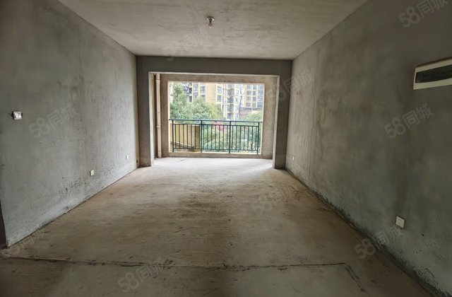 宏宇新城橡树湾3室2厅120㎡65.8万二手房图片