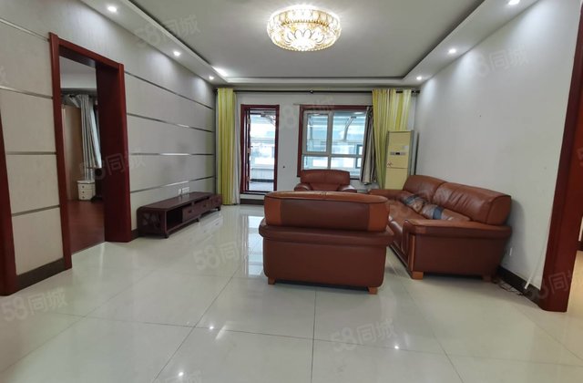 文轩总校 老一中一墙之隔 电梯洋房3室2厅 送储藏室 免大税