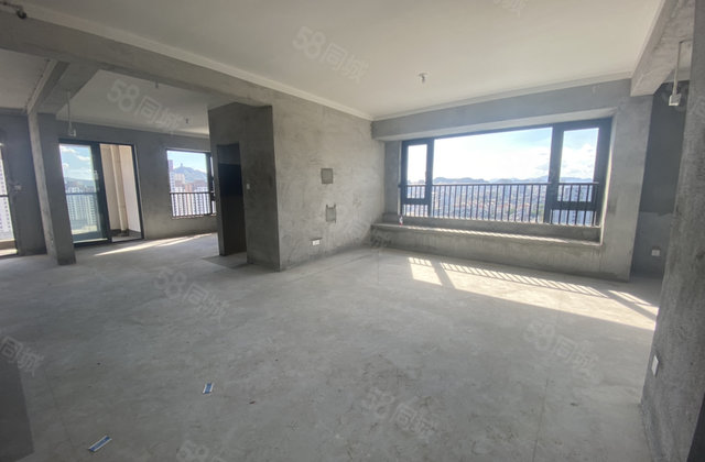 月和湾3室2厅120㎡104万二手房图片