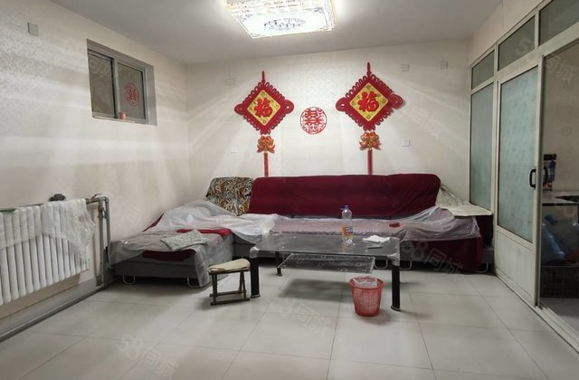 中巨一品嘉苑北邻，小区停车很方便好楼层全天采光，南北通透急售