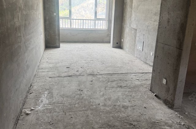 长瑞·缙庭澜山3室2厅102㎡55万二手房图片